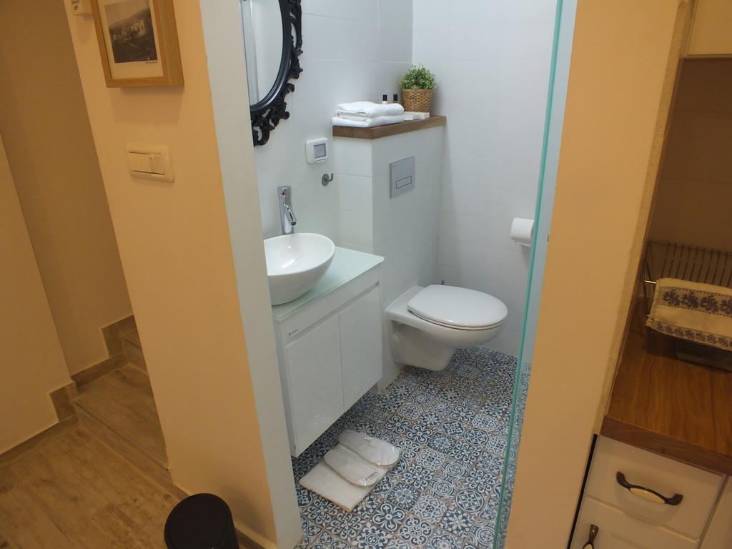 Banker'S Boutique Apartment Хайфа Екстериор снимка